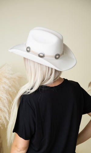 On The Trendy Hat - Ivory