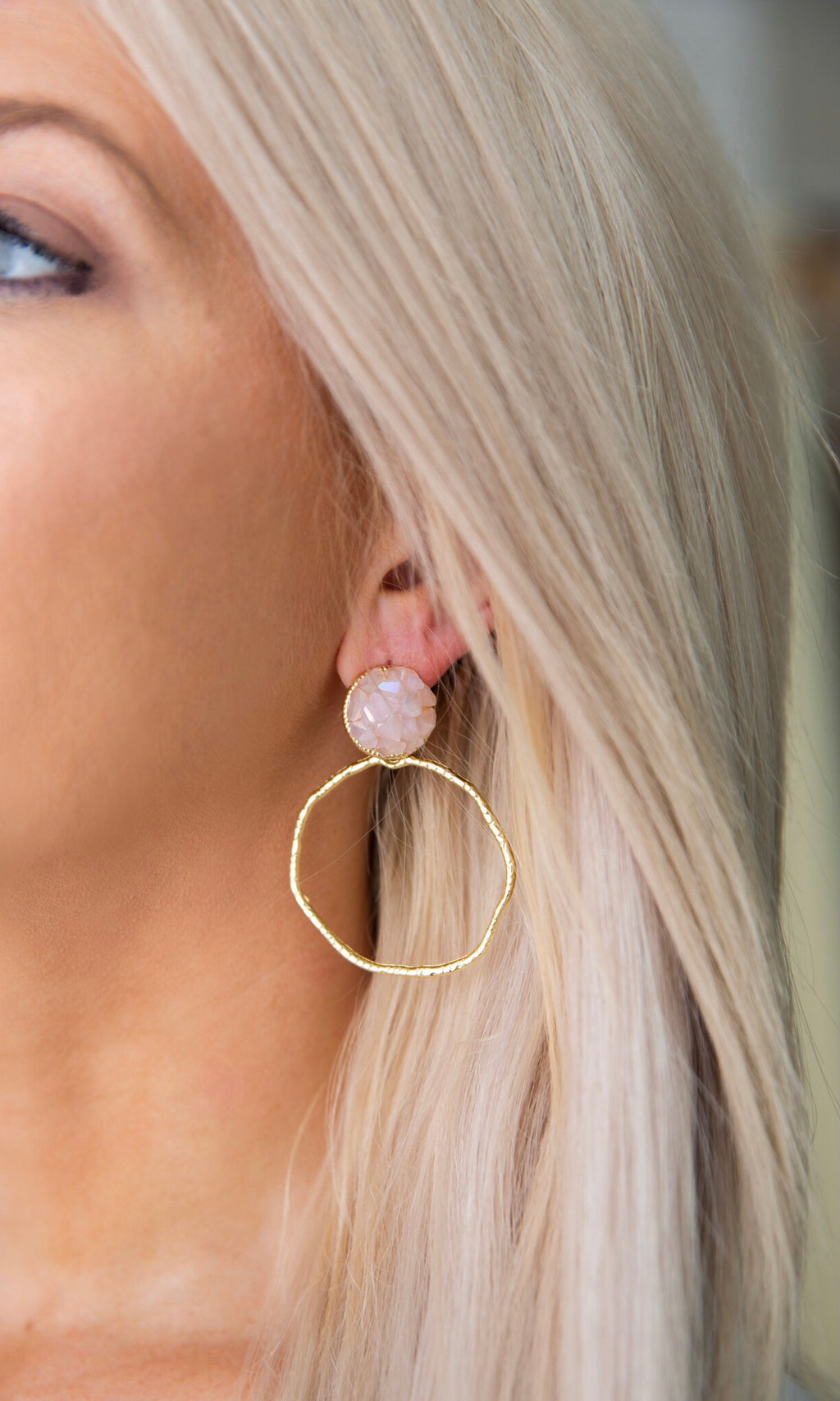 Unpredictable Day Hoop Earrings - Pink